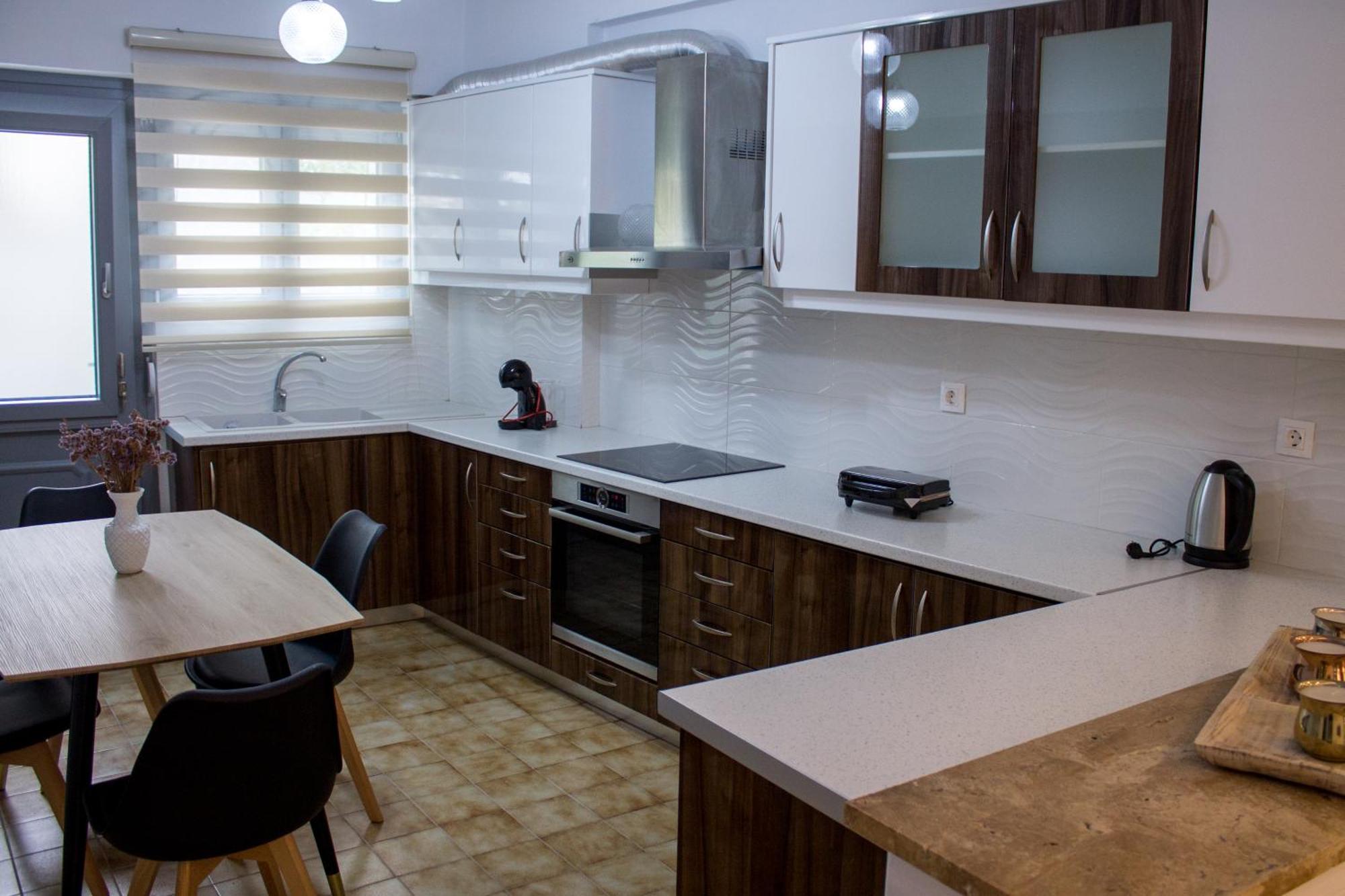 Spacious Apartment In The Heart Of Pythagorion エクステリア 写真